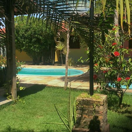 Pousada Caravelas Hotel Sao Miguel do Gostoso Luaran gambar